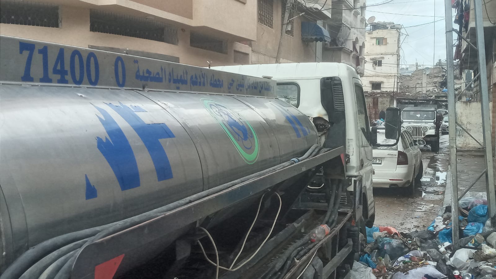 Gaza-Palestine – Water Trucks